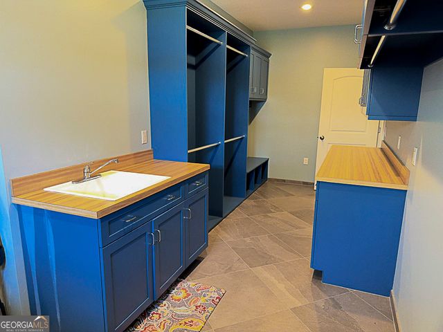 519 Thompson Level Road, Lyons, GA 30436