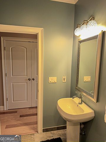 519 Thompson Level Road, Lyons, GA 30436
