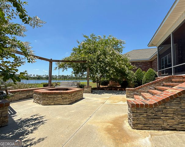 519 Thompson Level Road, Lyons, GA 30436