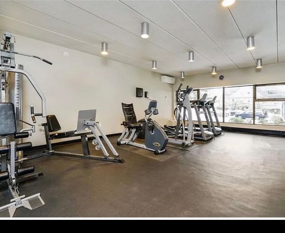 60 Pleasant St 208, Arlington, MA 02476