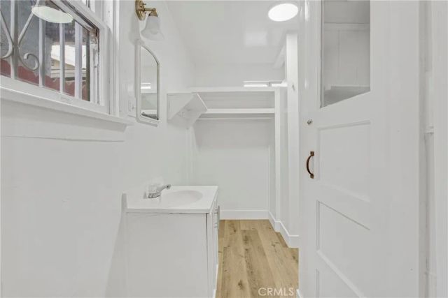 506 S Kern Avenue, Los Angeles, CA 90022