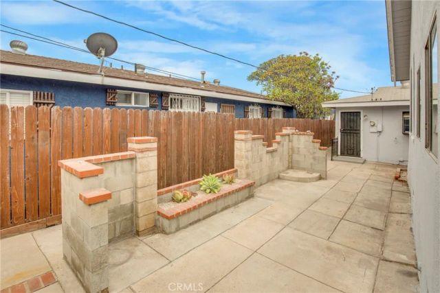 506 S Kern Avenue, Los Angeles, CA 90022