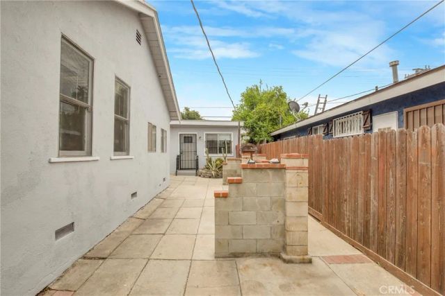 506 S Kern Avenue, Los Angeles, CA 90022