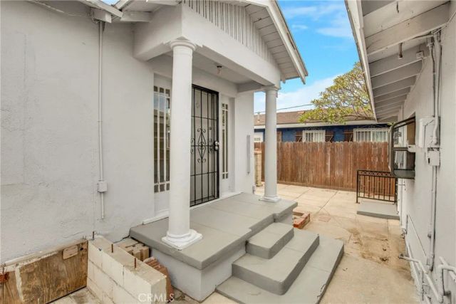 506 S Kern Avenue, Los Angeles, CA 90022