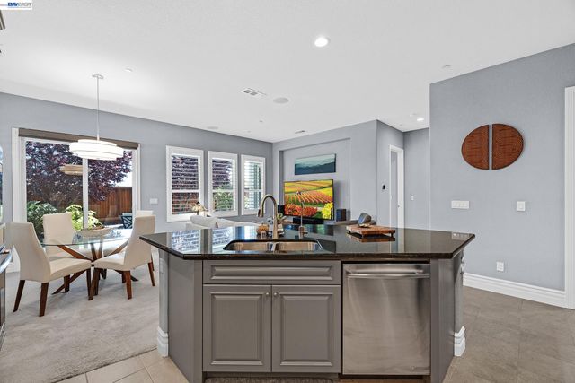 1810 Moscato Pl, Brentwood, CA 94513