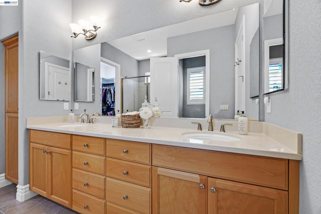 1810 Moscato Pl, Brentwood, CA 94513