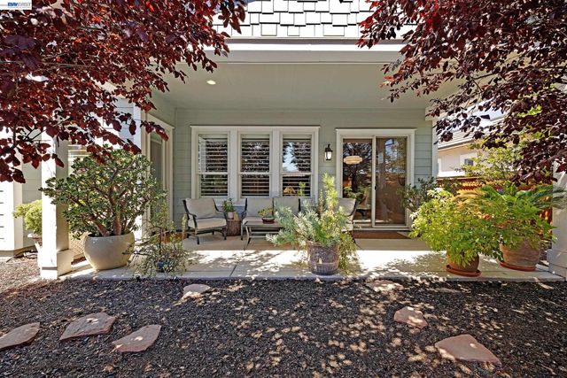 1810 Moscato Pl, Brentwood, CA 94513
