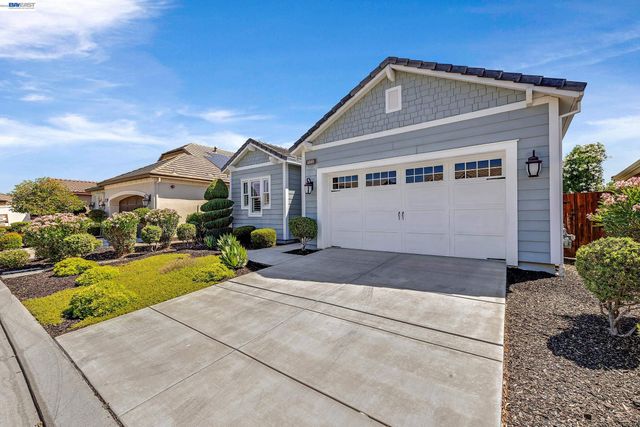 1810 Moscato Pl, Brentwood, CA 94513