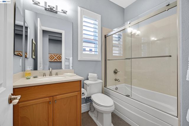 1810 Moscato Pl, Brentwood, CA 94513