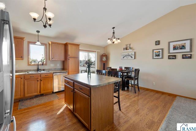 101 La Costa Court, Mankato, MN 56001