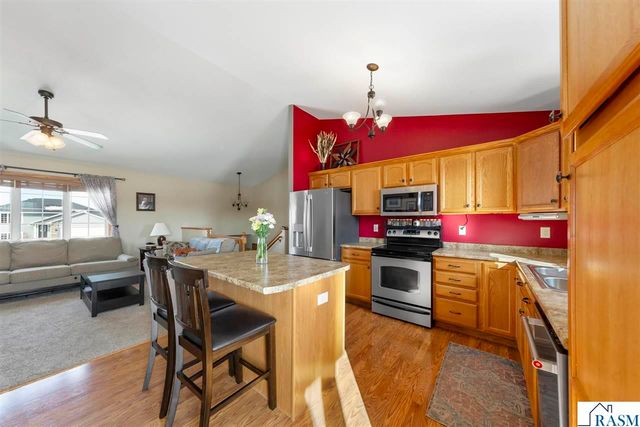 101 La Costa Court, Mankato, MN 56001