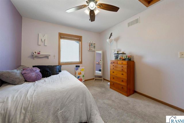 101 La Costa Court, Mankato, MN 56001