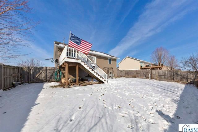 101 La Costa Court, Mankato, MN 56001