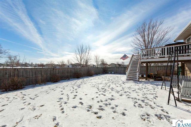 101 La Costa Court, Mankato, MN 56001