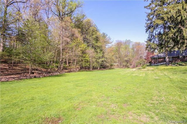 26 Montrose Point Road, Montrose, NY 10548