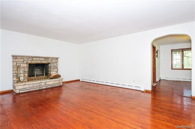 26 Montrose Point Road, Montrose, NY 10548