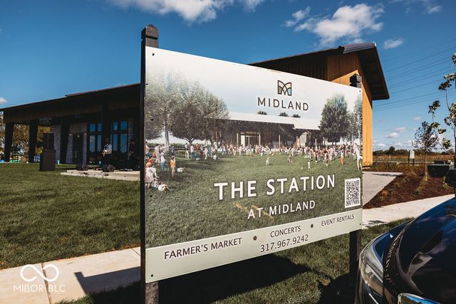 1667 Carrollton Rail Drive, Westfield, IN 46074