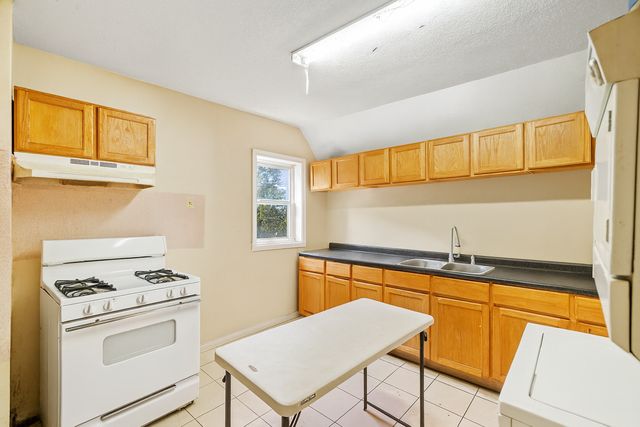 2736 16th Avenue S, Minneapolis, MN 55407