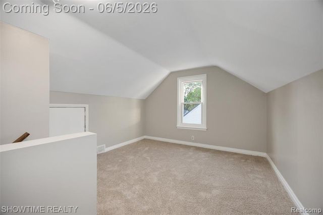 23101 Shakespeare Avenue, Eastpointe, MI 48021
