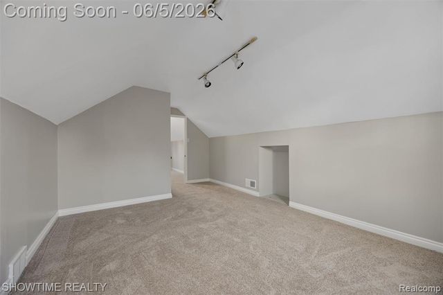 23101 Shakespeare Avenue, Eastpointe, MI 48021