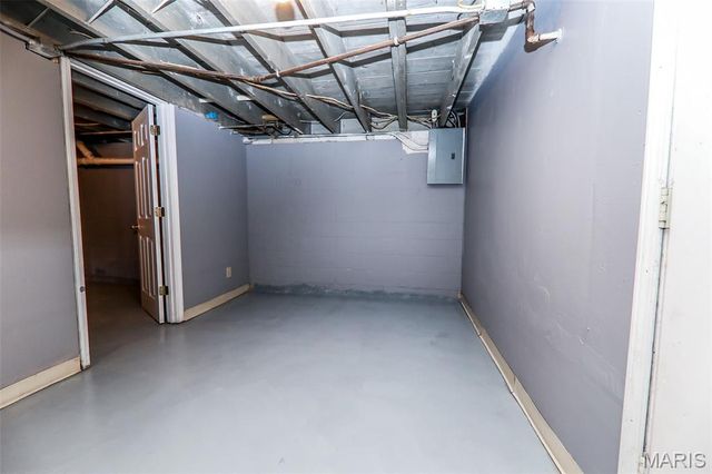 29 Hadfield Lane, Caseyville, IL 62232