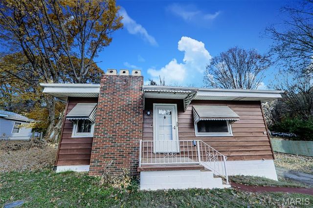 29 Hadfield Lane, Caseyville, IL 62232