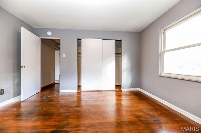 29 Hadfield Lane, Caseyville, IL 62232