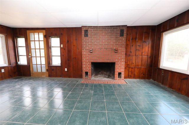 29 Hadfield Lane, Caseyville, IL 62232