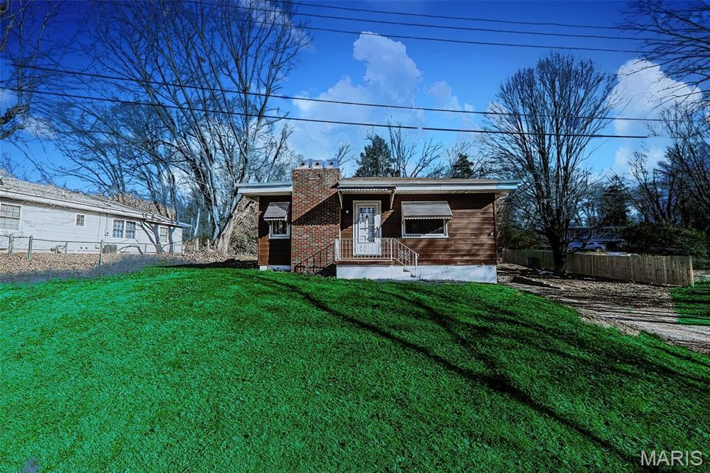 29 Hadfield Lane, Caseyville, IL 62232