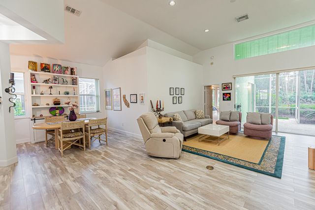 7220 Marsh Terrace, Port St Lucie, FL 34986