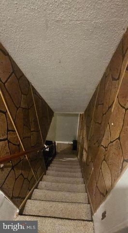 23 N BROAD MOUNTAIN AVE, Frackville, PA 17931