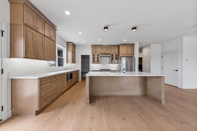 9523 Hook Street, Highland, IN 46322
