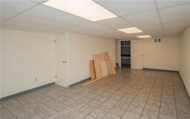 20 Indian Avenue 12, Portsmouth, RI 02871