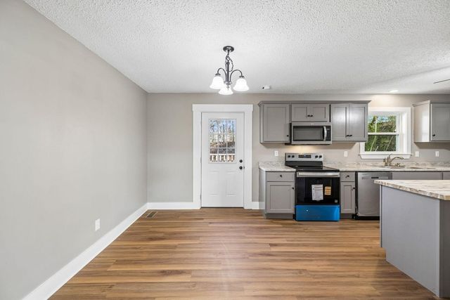 610 Hickory Circle, Ringgold, GA 30736