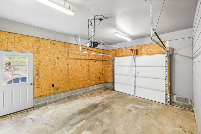 610 Hickory Circle, Ringgold, GA 30736