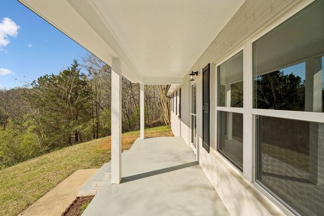 610 Hickory Circle, Ringgold, GA 30736