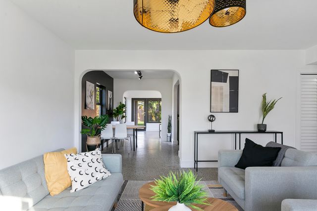 601 NE 33rd Street, Oakland Park, FL 33334