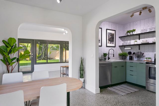 601 NE 33rd Street, Oakland Park, FL 33334