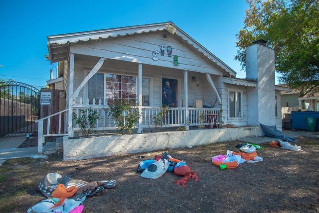 3753 59 N 42nd Street N, San Diego, CA 92105