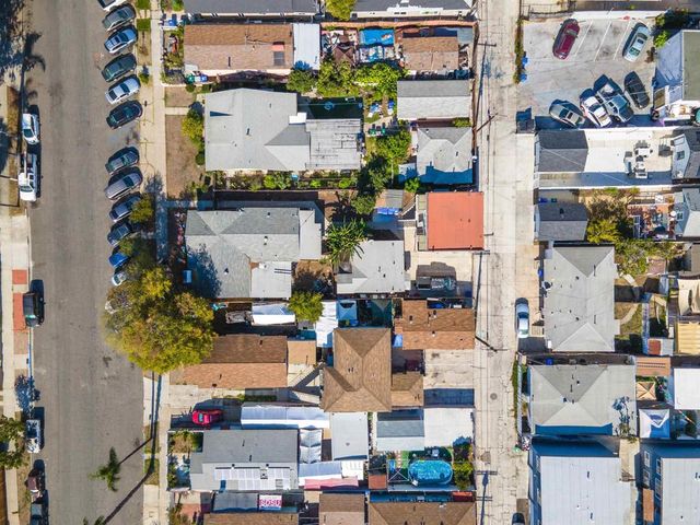 3753 59 N 42nd Street N, San Diego, CA 92105