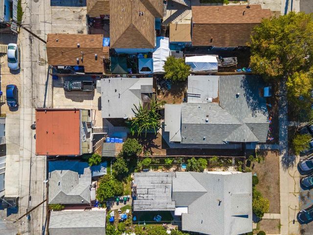 3753 59 N 42nd Street N, San Diego, CA 92105