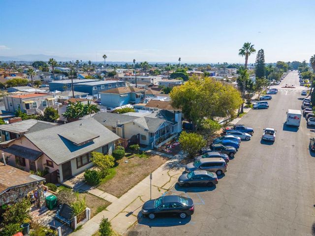 3753 59 N 42nd Street N, San Diego, CA 92105