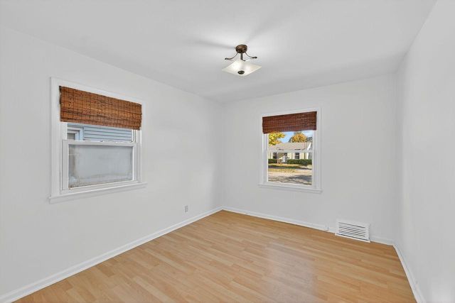 3435 S 2ND STREET, Milwaukee, WI 53207