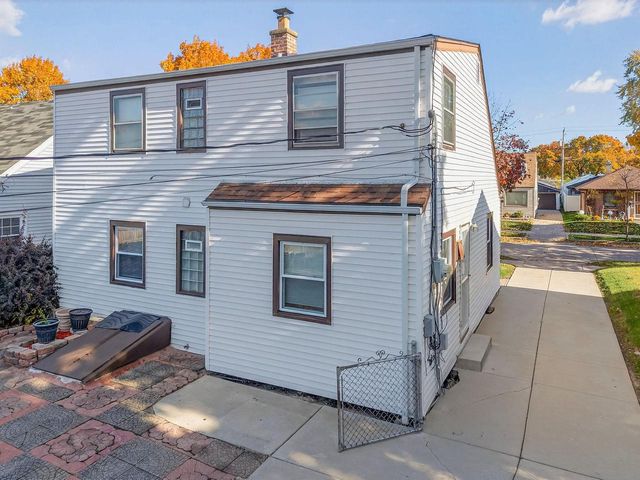 3435 S 2ND STREET, Milwaukee, WI 53207