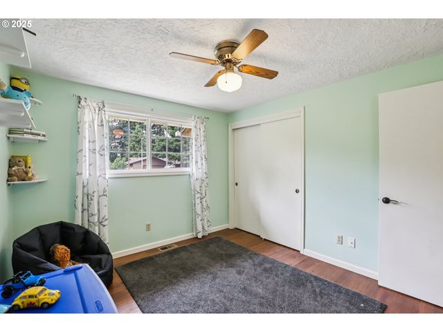 10516 Ne 93RD St, Vancouver, WA 98662