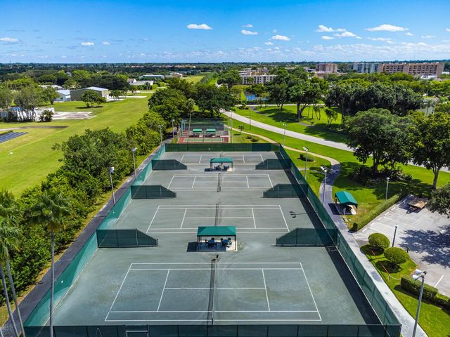 14360 Strathmore Lane 307, Delray Beach, FL 33446
