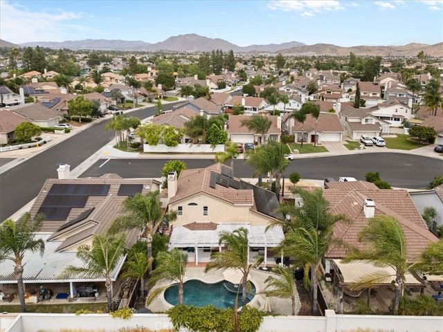 30569 Meadow Run, Menifee, CA 92584