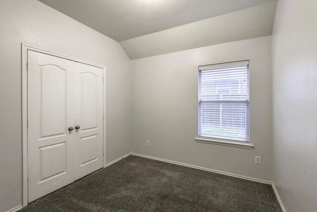 448 Northbrook Avenue, Oak Point, TX 75068