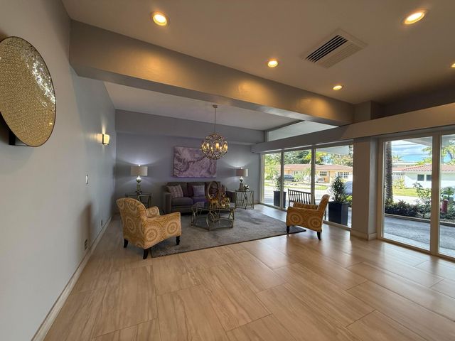 1200 Hibiscus Avenue 806, Pompano Beach, FL 33062