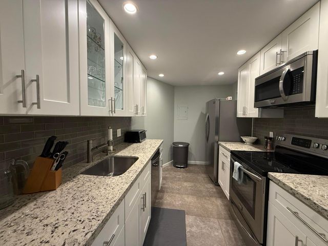 1200 Hibiscus Avenue 806, Pompano Beach, FL 33062